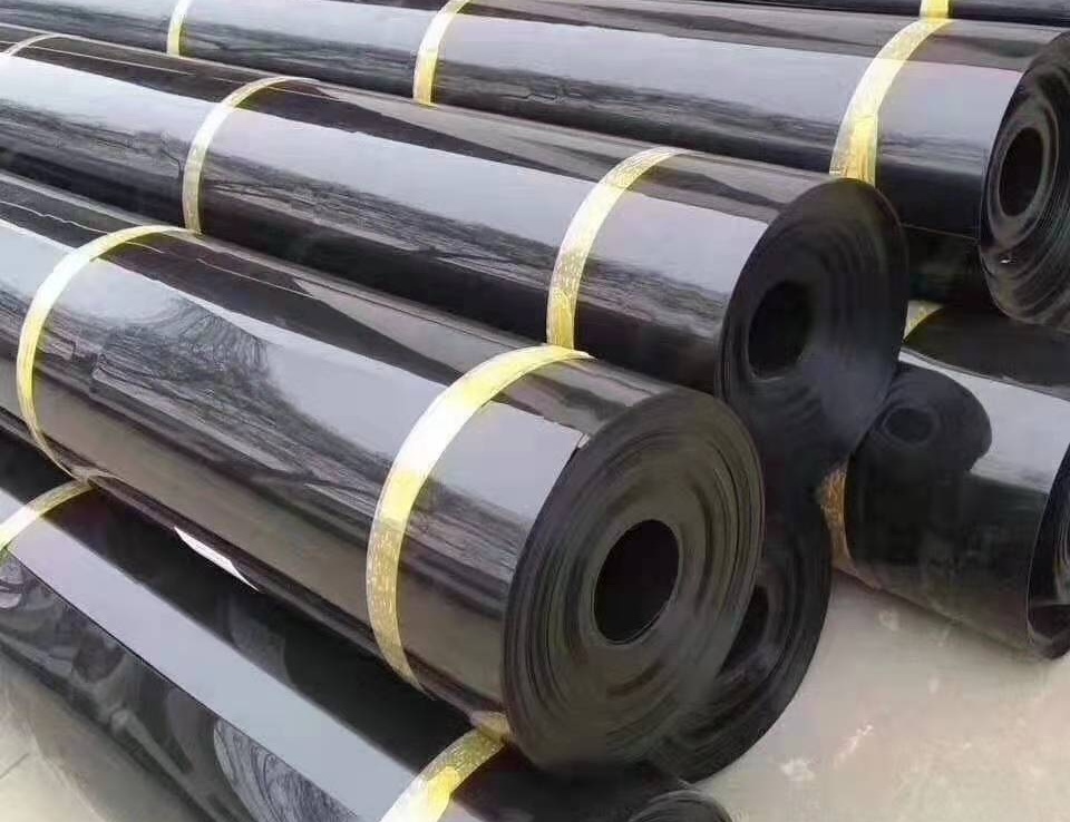 HDPE防滲膜施工中常見的問題和解決辦法有哪些？